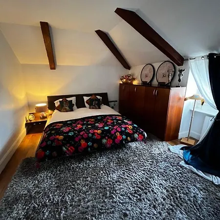 Bonnabel Apartment *